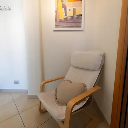 Apartment Sunflower 1 In Near The Sassi